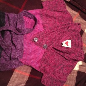 pink & purple form fitting blouse